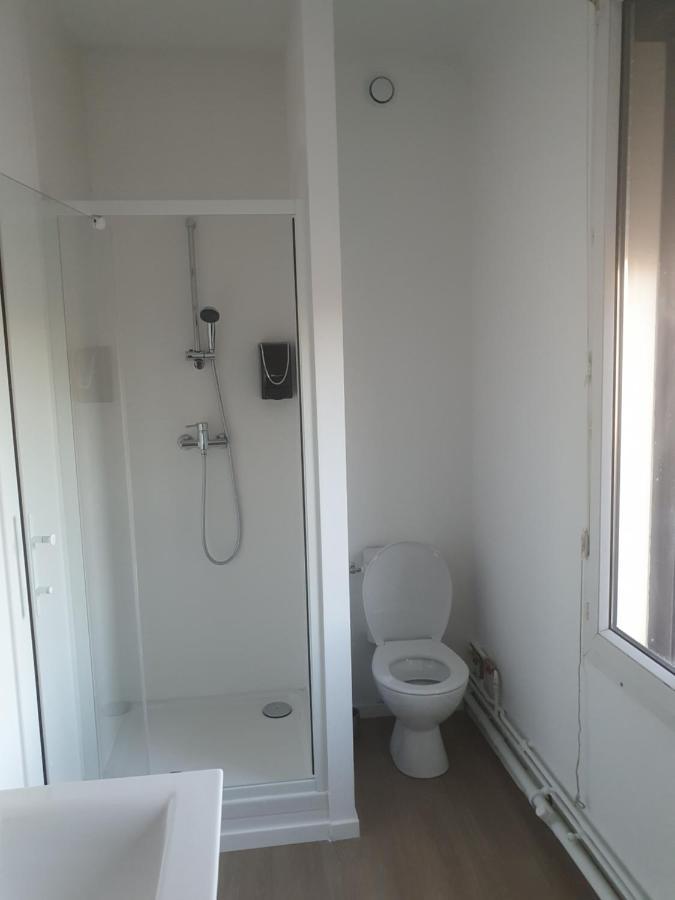Hotel Aux Bons Amis แร็งส์ ภายนอก รูปภาพ