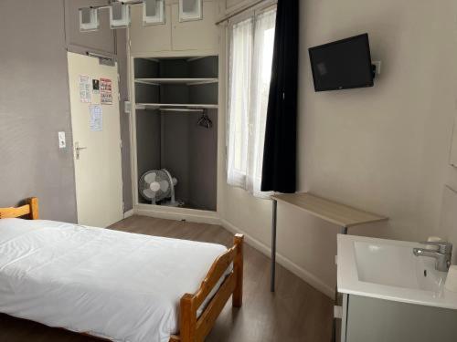 Hotel Aux Bons Amis แร็งส์ ภายนอก รูปภาพ